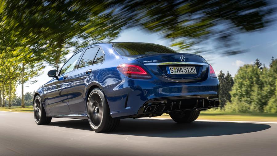  Mercedes-AMG C63 S (W205) 2018 года  (WW) (фото 11 из 44)